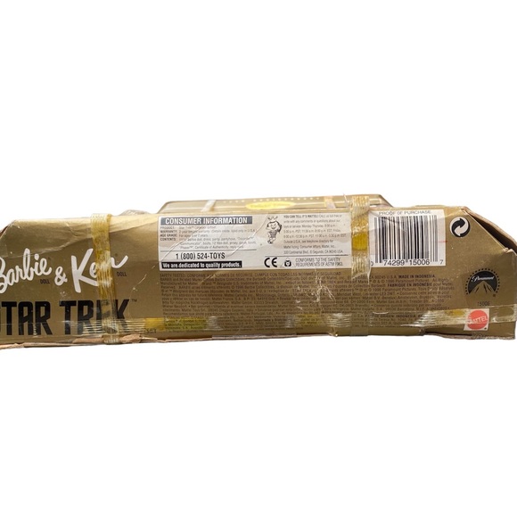 Barbie & Ken Star Trek 30th Anniversary Collectors Edition 1996 - Picture 3 of 3